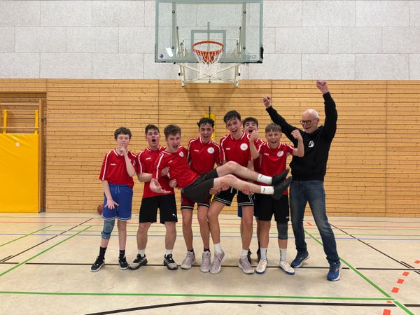 🏀Sieg beim Schulamtsfinale – U18-Basketballer ziehen ins Landesfinale ein