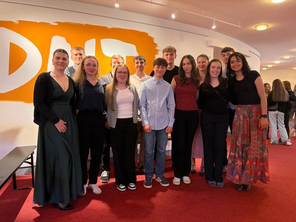 "Faust" - Theaterbesuch im DNT